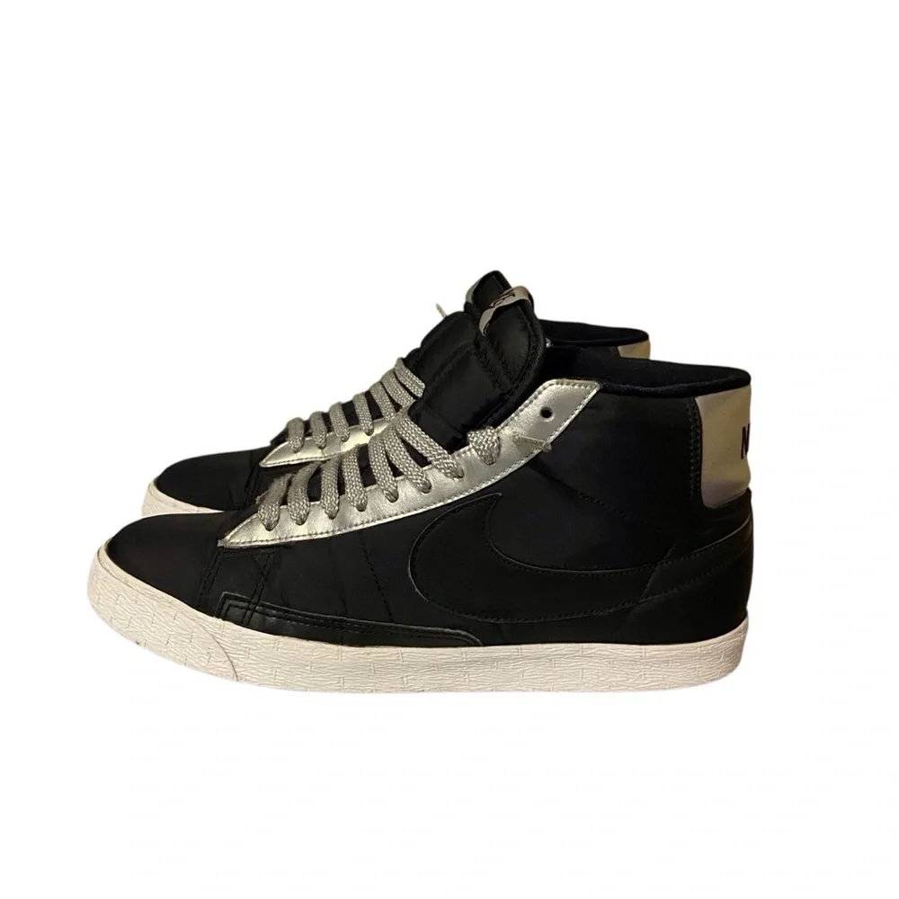 Nike SB Blazer High Black Metallic Silver Size 10 Men’s Shoe 315877-008